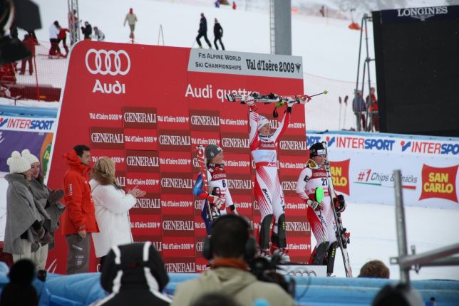 Le podium:  1ère Kathrin Zettel (autriche), 2ème Lara Gut (Suisse), 3ème Elisabeth Görgl (Autriche